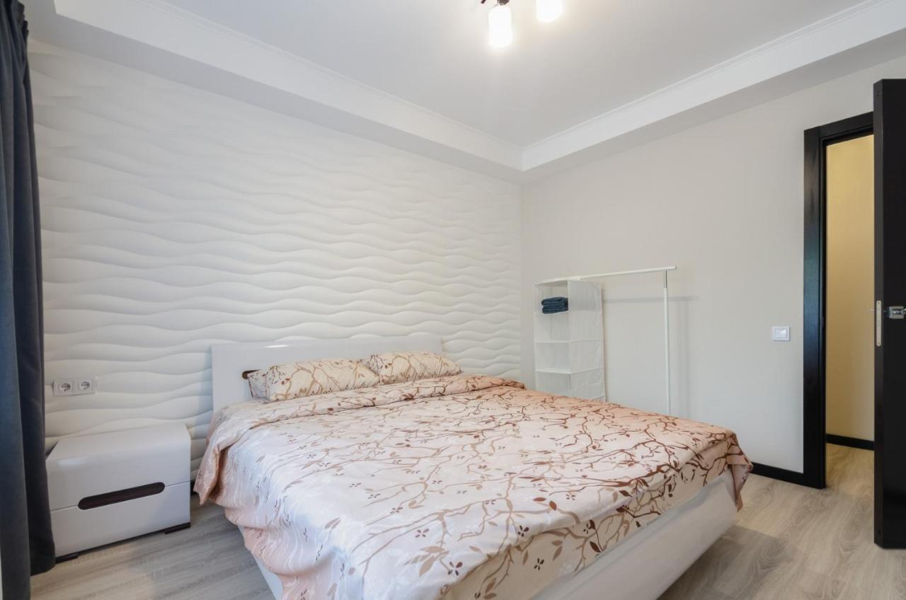 Artal Apartment On Obolonsky Avenue 16 เคียฟ ภายนอก รูปภาพ