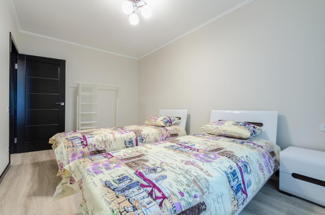Artal Apartment On Obolonsky Avenue 16 เคียฟ ภายนอก รูปภาพ