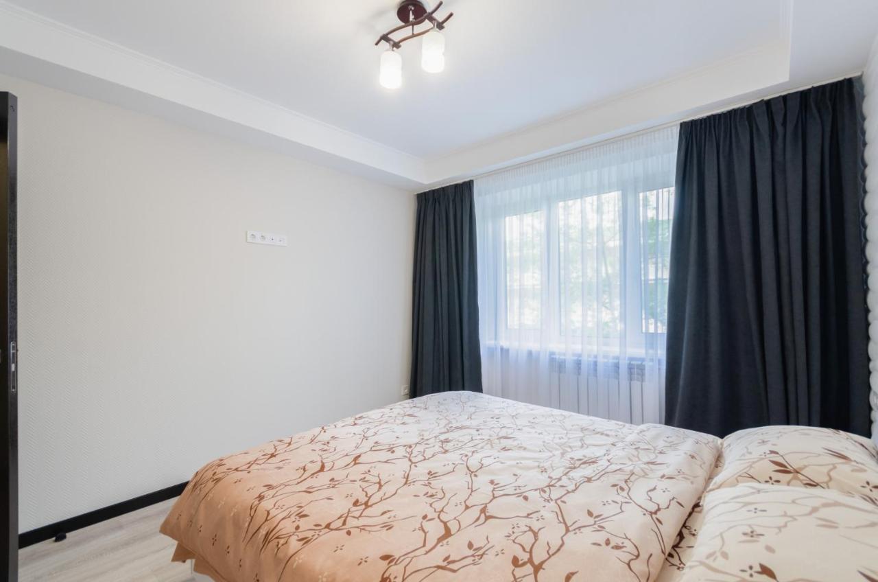 Artal Apartment On Obolonsky Avenue 16 เคียฟ ภายนอก รูปภาพ