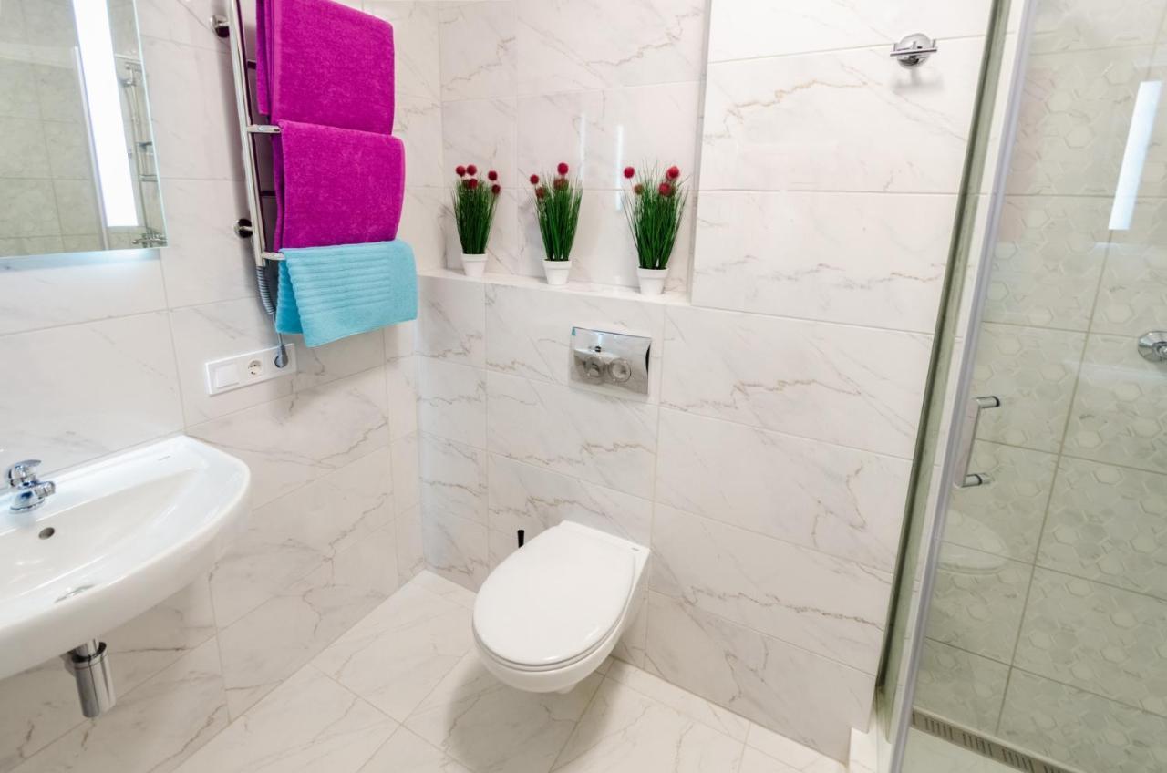 Artal Apartment On Obolonsky Avenue 16 เคียฟ ภายนอก รูปภาพ